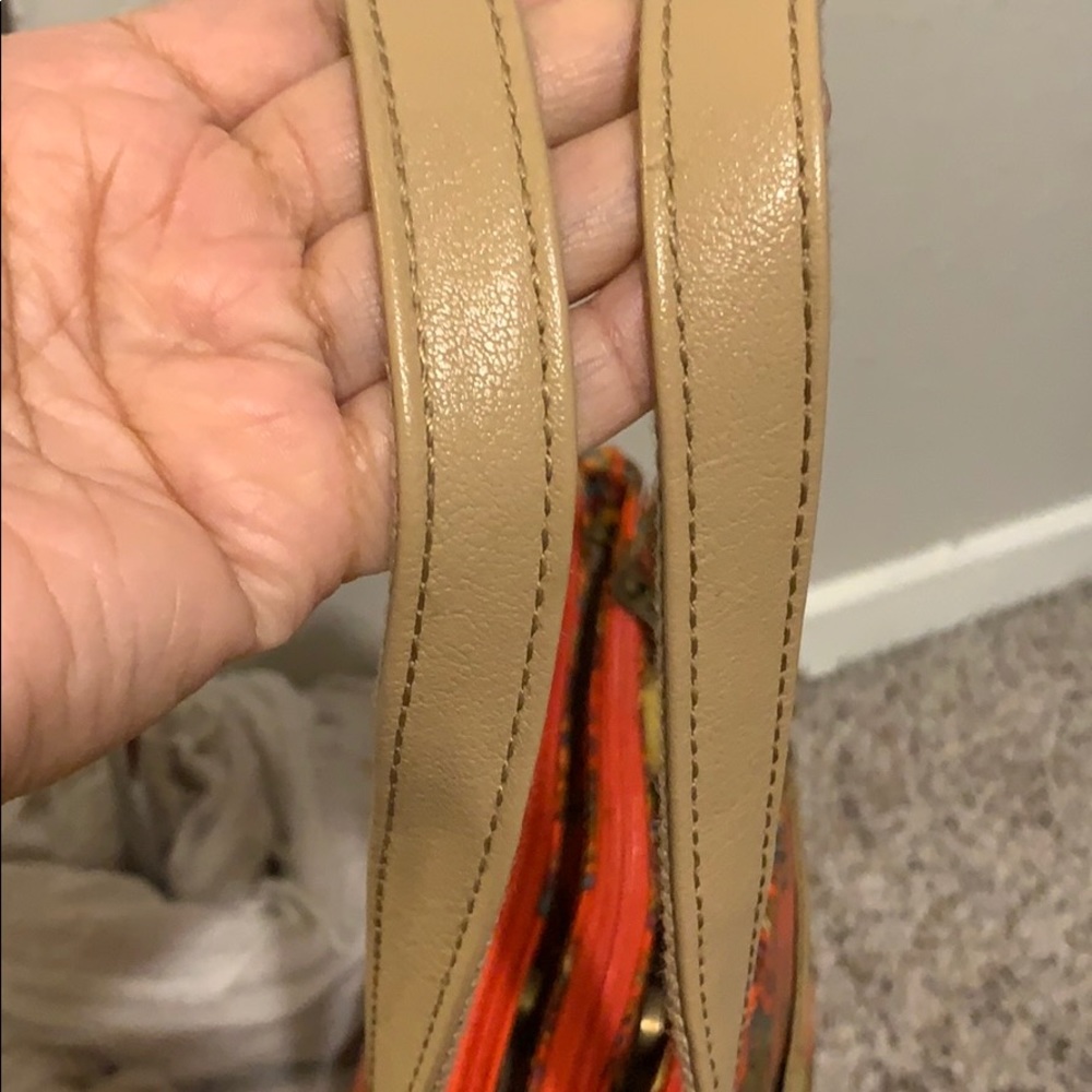 Sakroots Shoulder Bag with many compartments - Picture 7 of 8